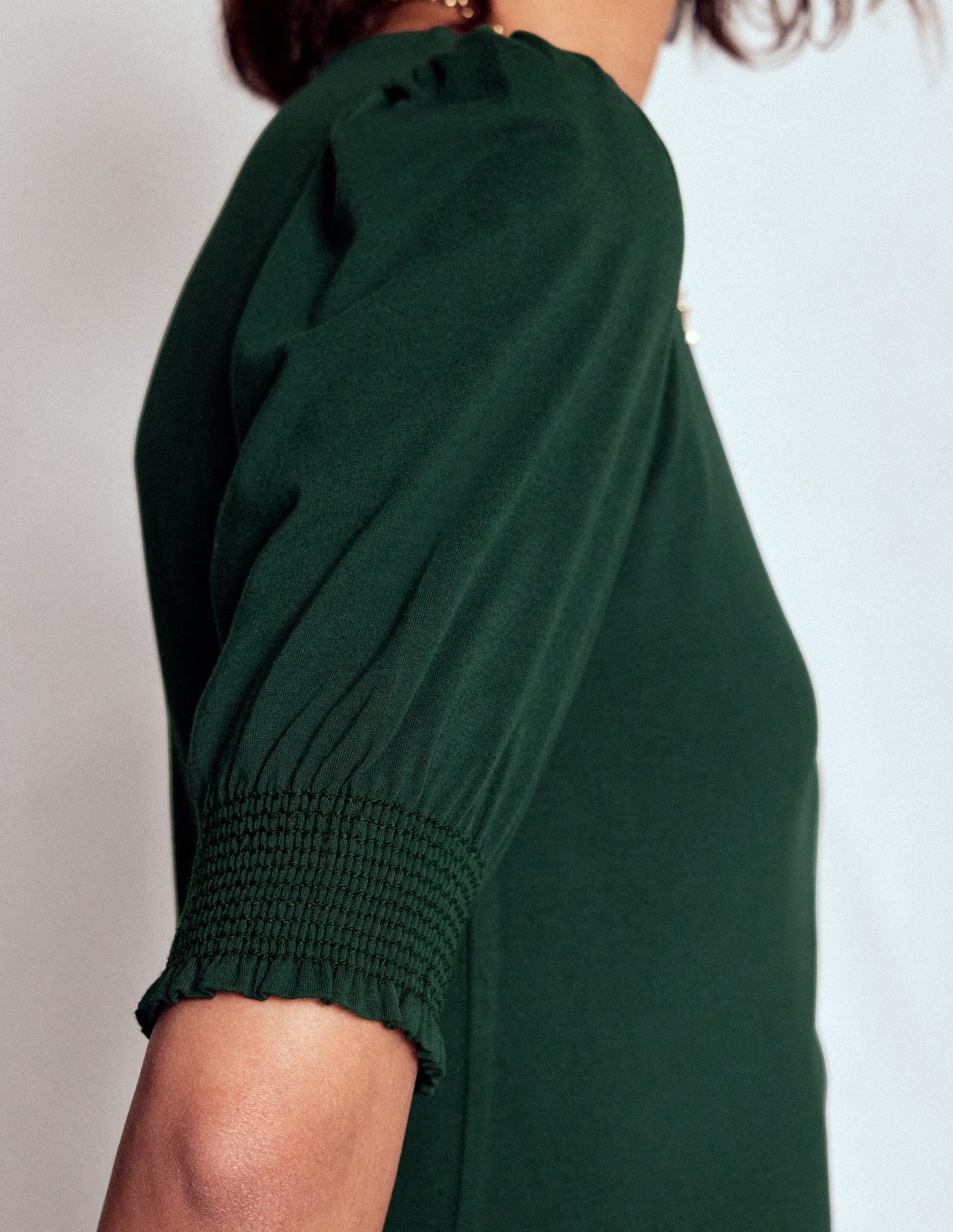 Short Sleeve Smocked Cuff Top-Green Pine